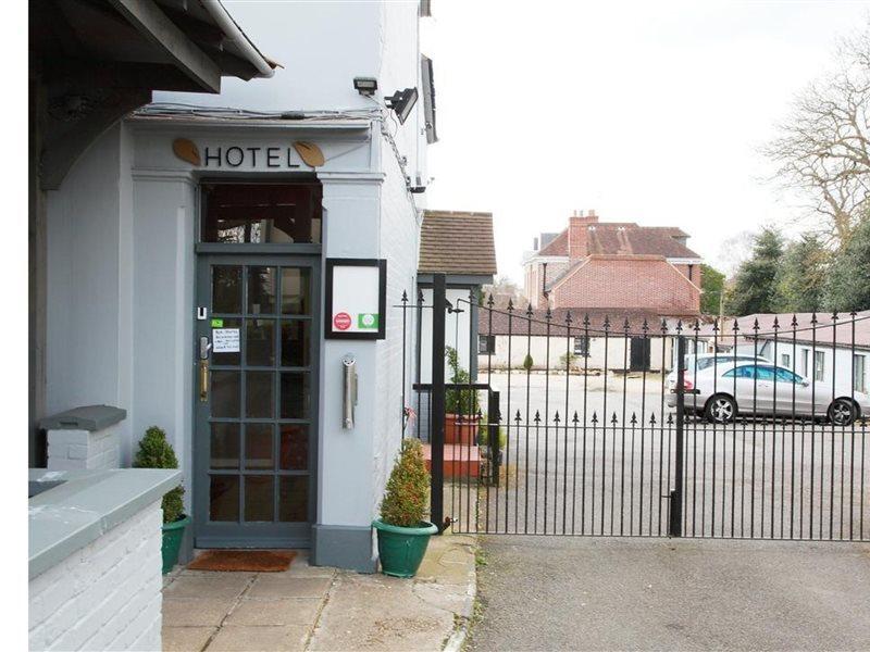 Hampton Court Hotel East Molesey Exterior foto